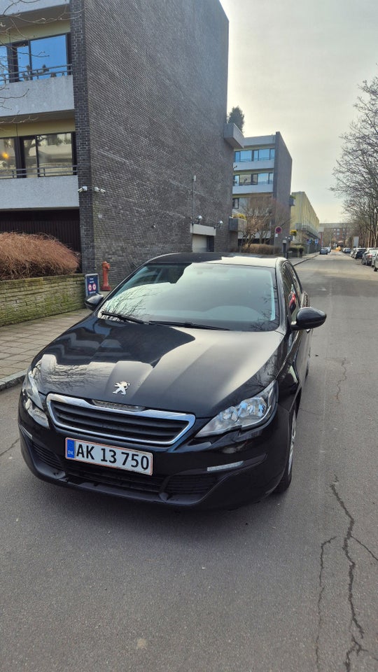 Peugeot 308 1,2 VTi 82 Access 5d