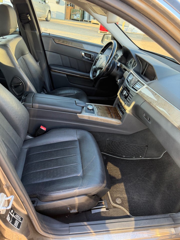 Mercedes E350 3,0 CDi Elegance stc. aut. BE 5d