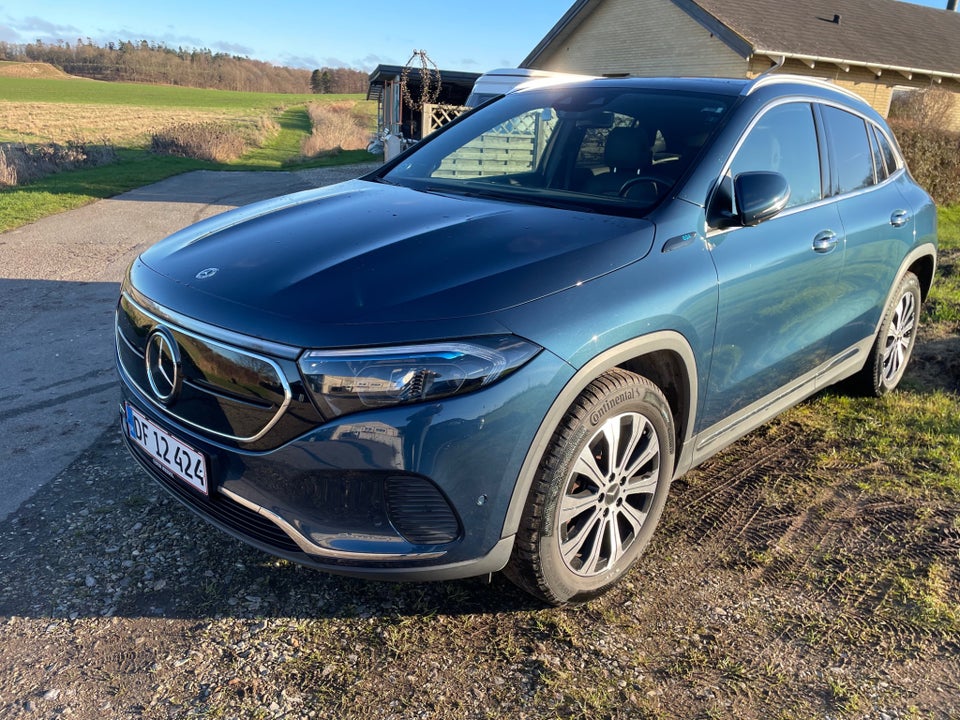 Mercedes EQA350 4Matic 5d