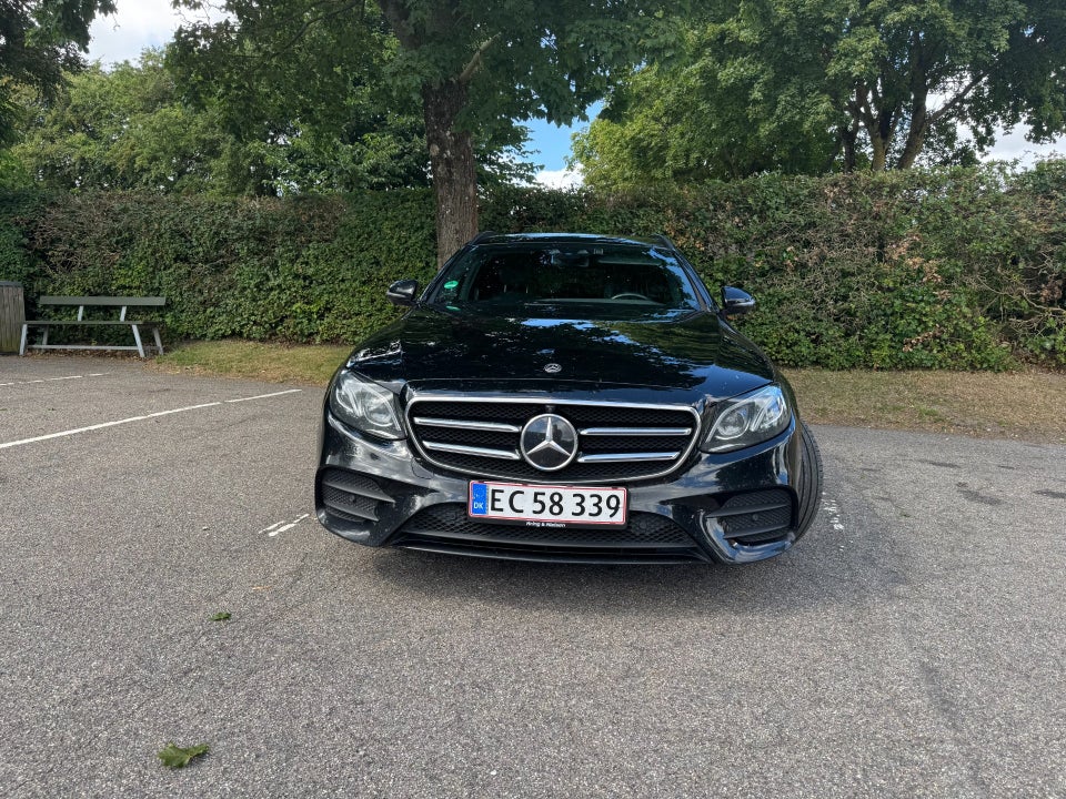 Mercedes E300 de 2,0 Advantage stc. aut. 5d