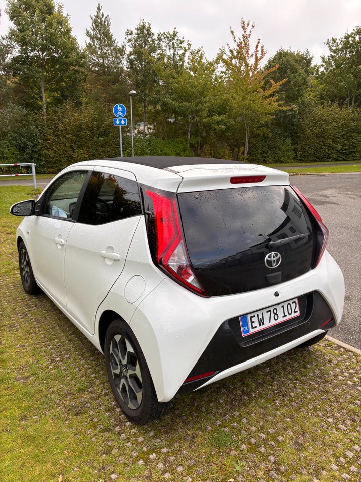 Toyota Aygo 1,0 VVT-i x-sky 5d