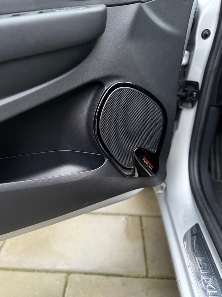 Renault Clio IV 1,5 dCi 90 Limited Sport Tourer 5d