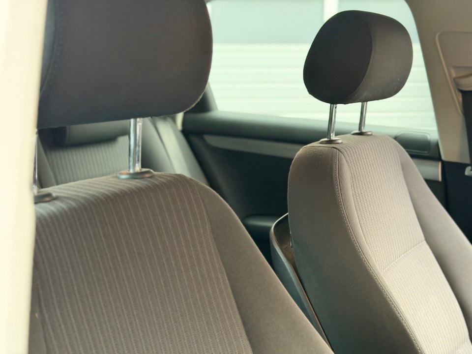 Audi A4 2,0 S-line Avant 5d