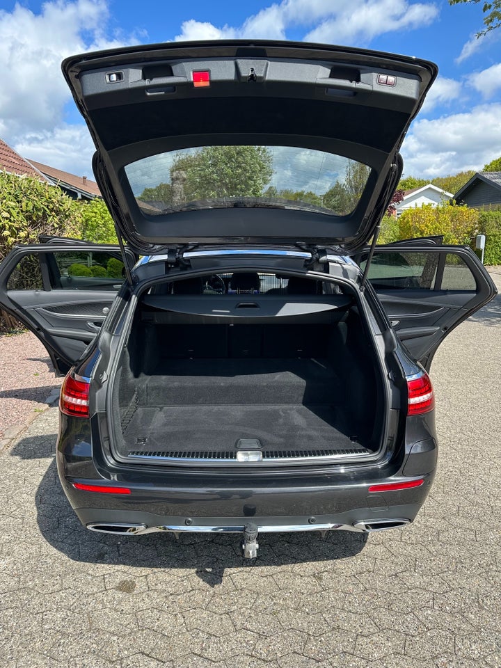 Mercedes E300 e 2,0 AMG Line stc. aut. 5d