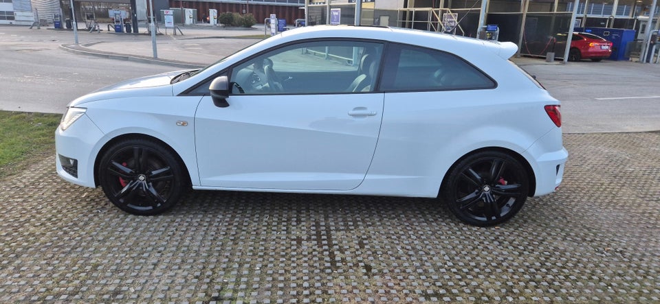 Seat Ibiza 1,8 TSi 192 Cupra SC 3d