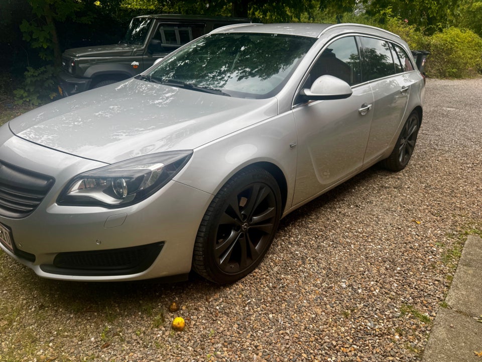 Opel Insignia 2,0 CDTi 170 Cosmo Country Tourer aut. 4x4 5d