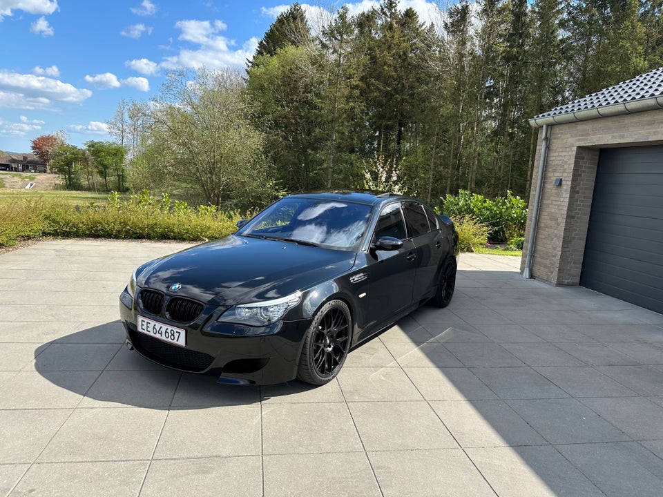 BMW M5 5,0 SMG 4d
