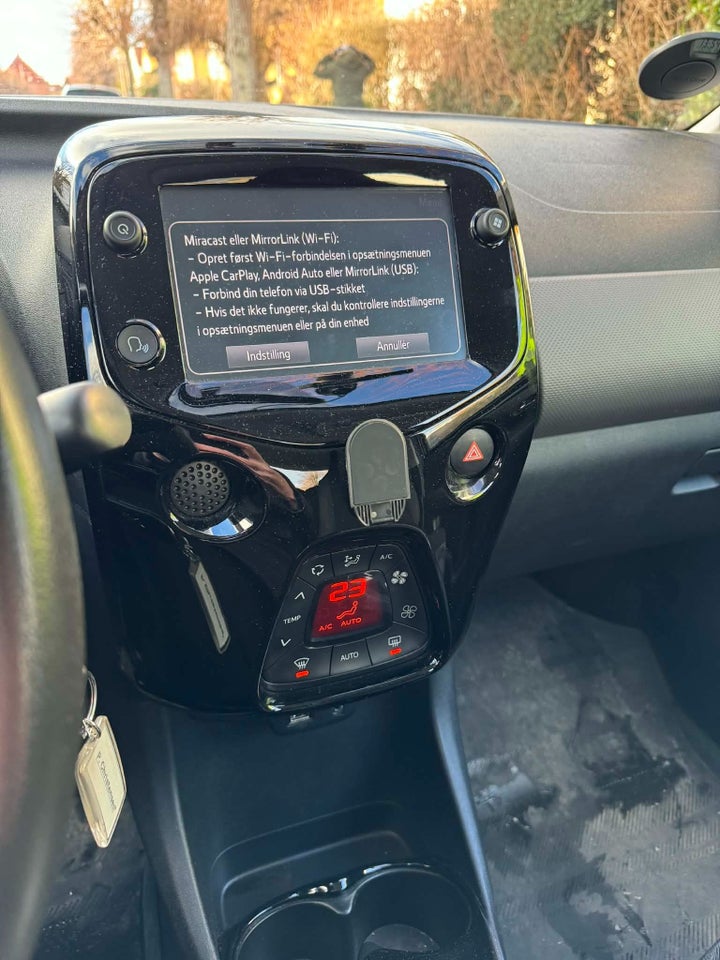 Peugeot 108 1,0 e-VTi 72 Allure+ 5d