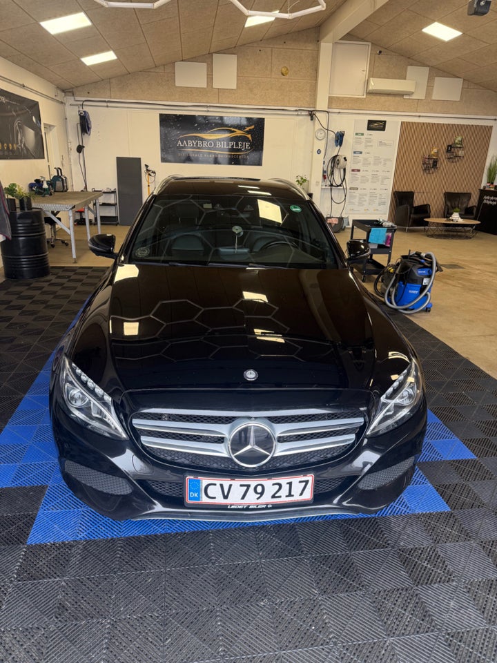 Mercedes C250 2,0 AMG Line stc. aut. 5d