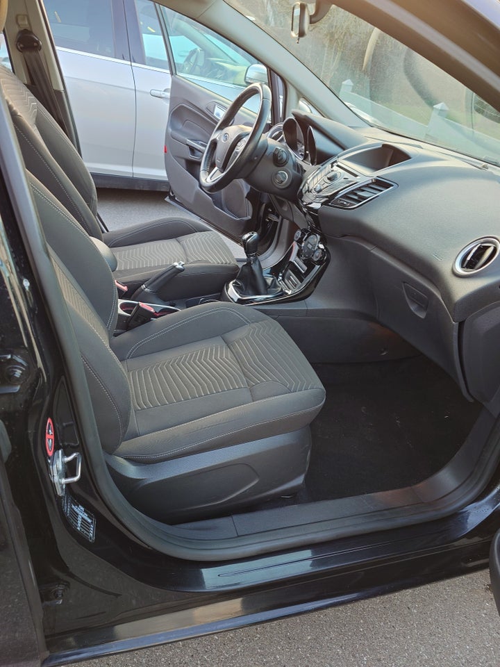 Ford Fiesta 1,0 SCTi 100 Titanium 5d