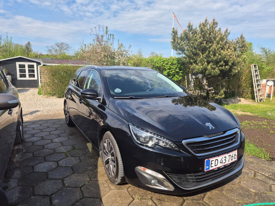 Peugeot 308 1,6 BlueHDi 120 Allure SW EAT6 5d