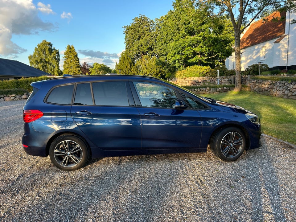 BMW 216i 1,5 Gran Tourer Sport Line 7prs 5d