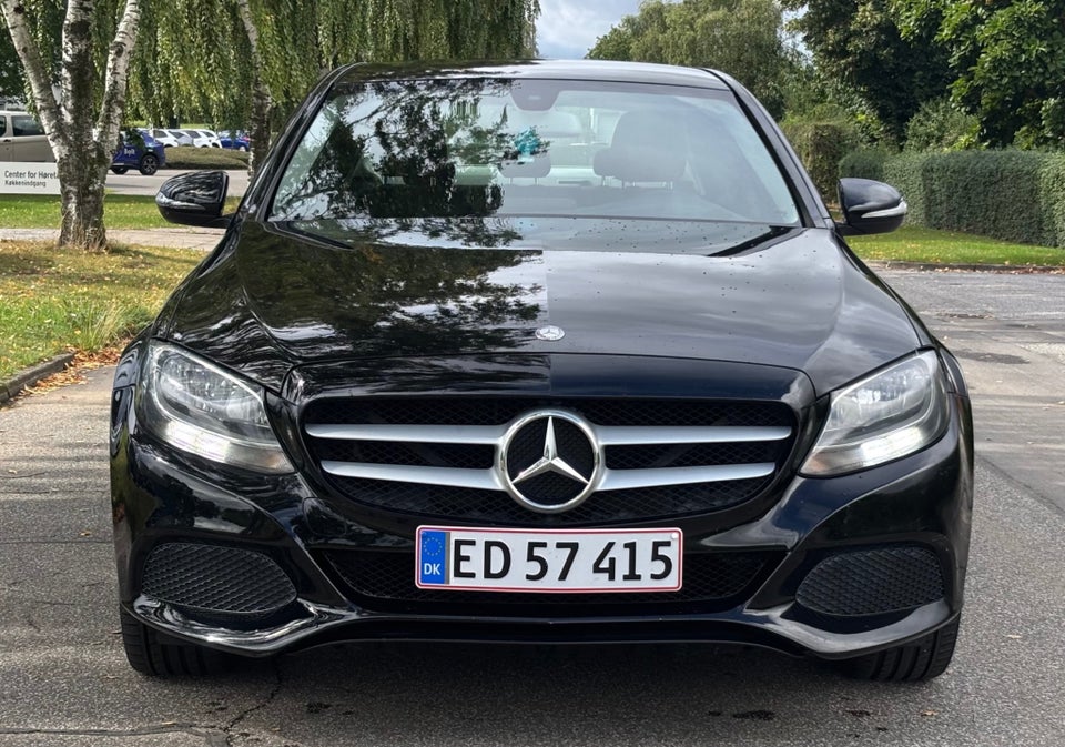 Mercedes C220 2,2 BlueTEC Avantgarde stc. 5d