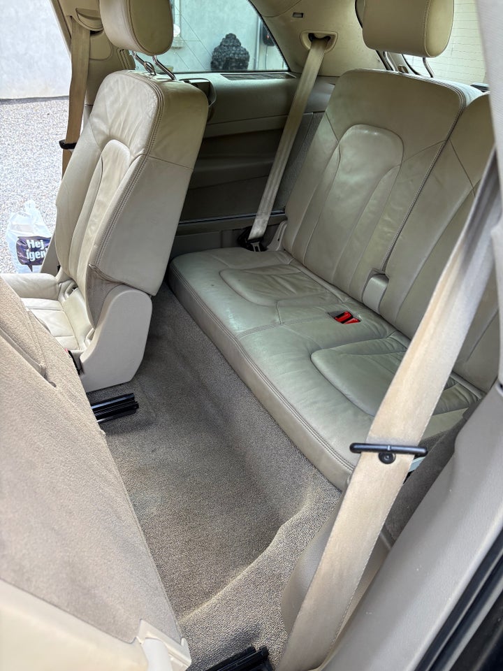 Audi Q7 3,0 TDi quattro Tiptr. 7prs 5d