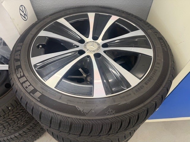 Mercedes E220 d 2,0 AMG Line aut. 4d