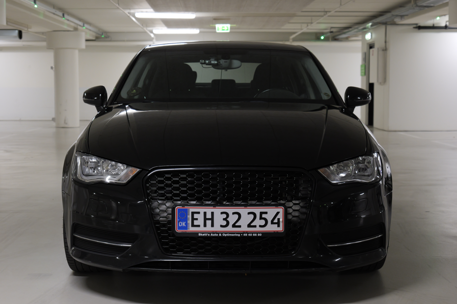 Audi A3 1,8 TFSi 180 Ambiente 4d