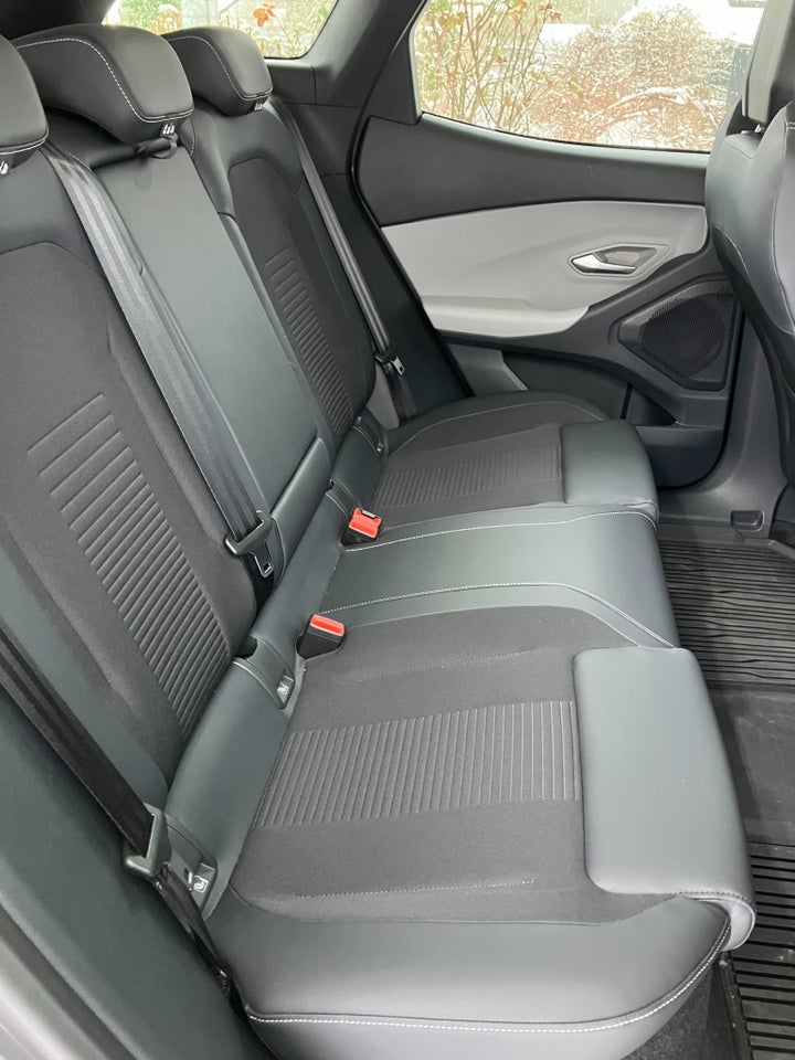 Ford Explorer 77 Premium Extended Range 5d