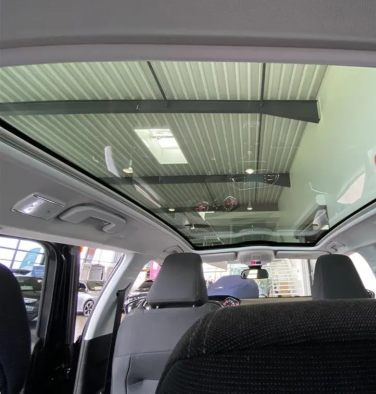 Peugeot 308 1,2 e-THP 130 Selection Sky SW 5d