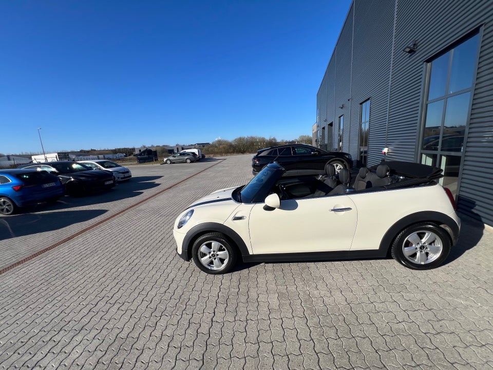 MINI Cooper 1,5 Cabriolet 2d