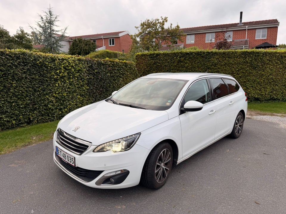 Peugeot 308 1,6 BlueHDi 120 Allure SW 5d