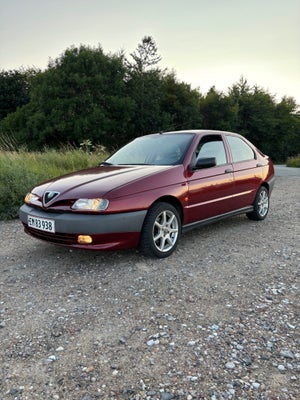 Alfa Romeo 146 1,6 TS L 16V 5d