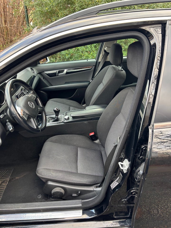 Mercedes C180 1,8 Elegance stc. BE 5d