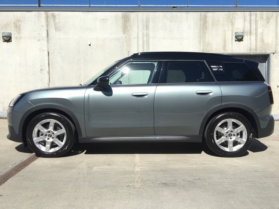 MINI Countryman E Classic Trim M+ 5d