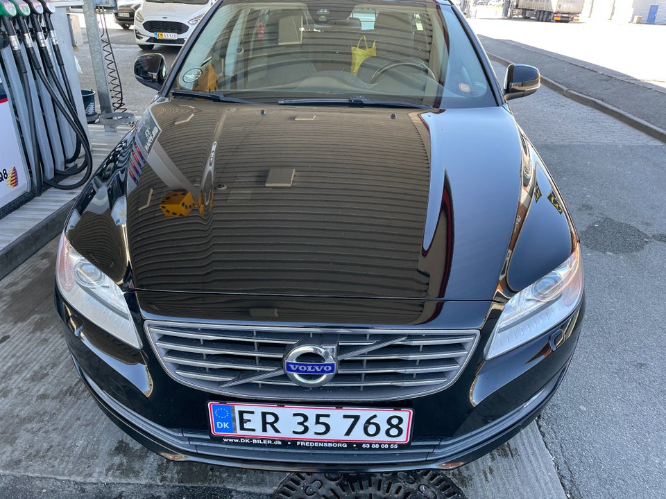 Volvo V70 2,0 T5 240 Momentum aut. 5d