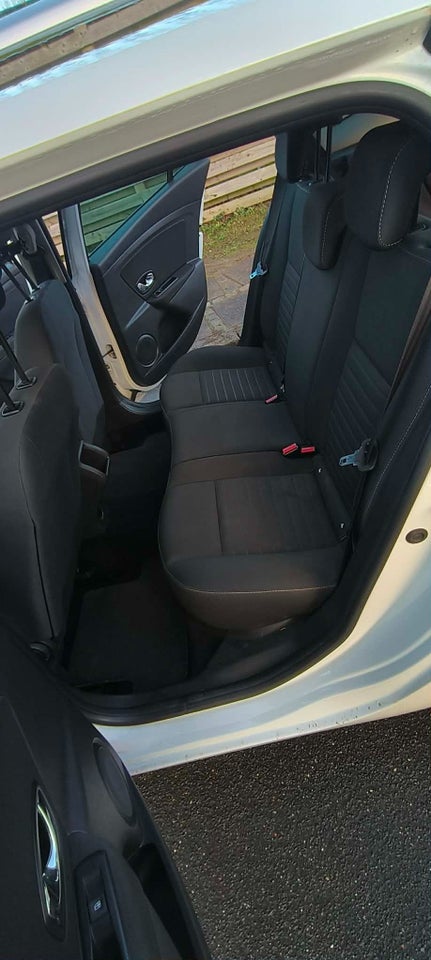 Renault Megane III 1,5 dCi 110 Limited Edition Sport Tourer EDC 5d