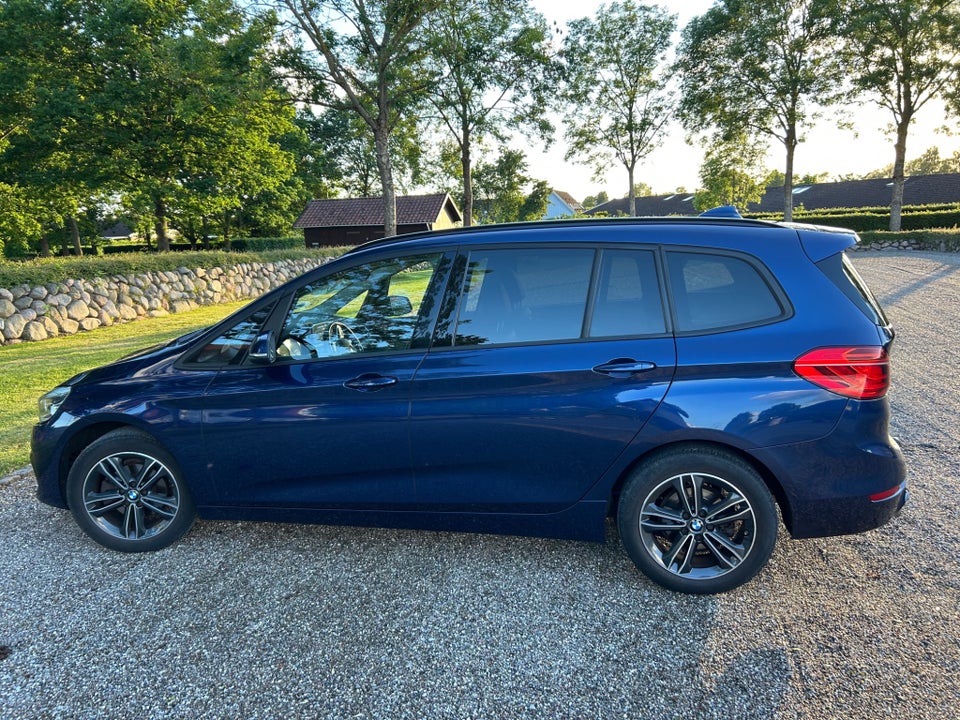 BMW 216i 1,5 Gran Tourer Sport Line 7prs 5d