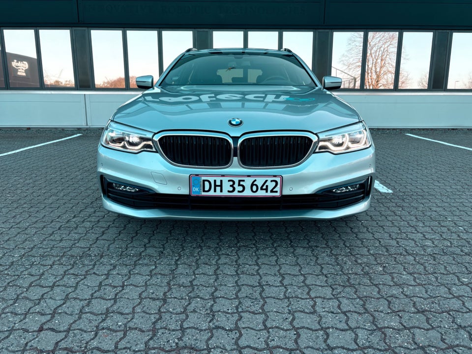 BMW 530i 2,0 Touring Sport Line aut. 5d