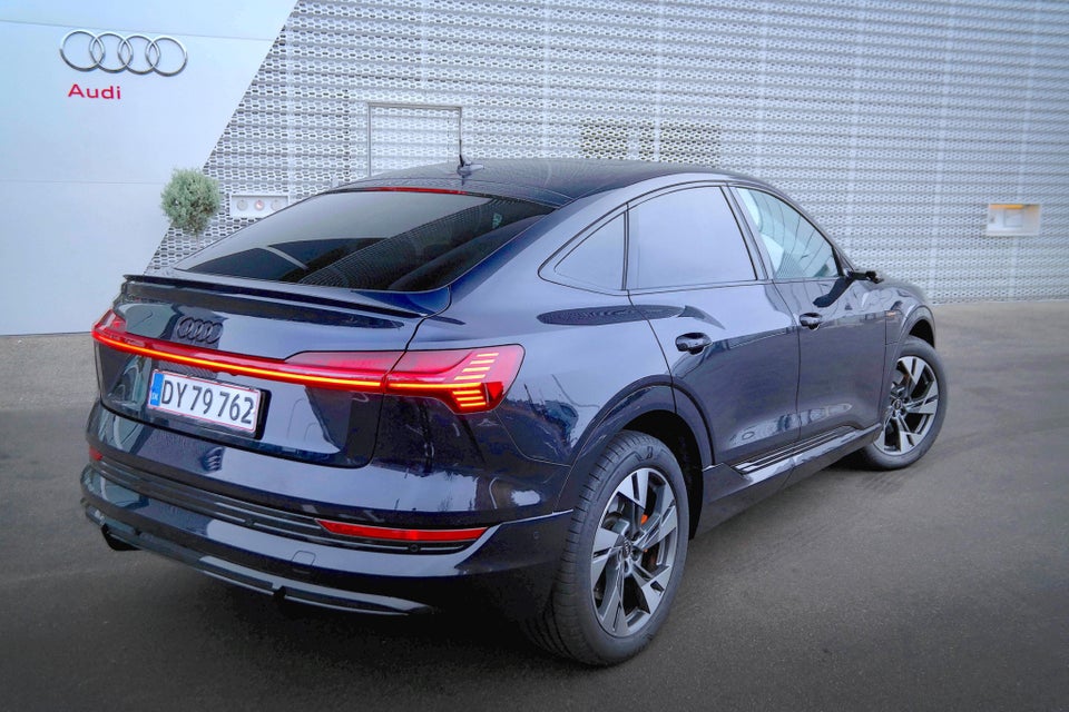 Audi e-tron 55 S-line Sportback quattro 5d