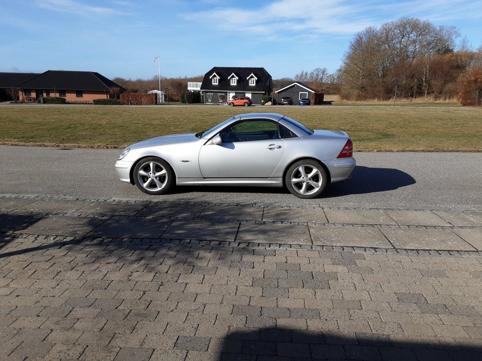 Mercedes SLK230 2,3 Kompressor Final Edition aut. 2d