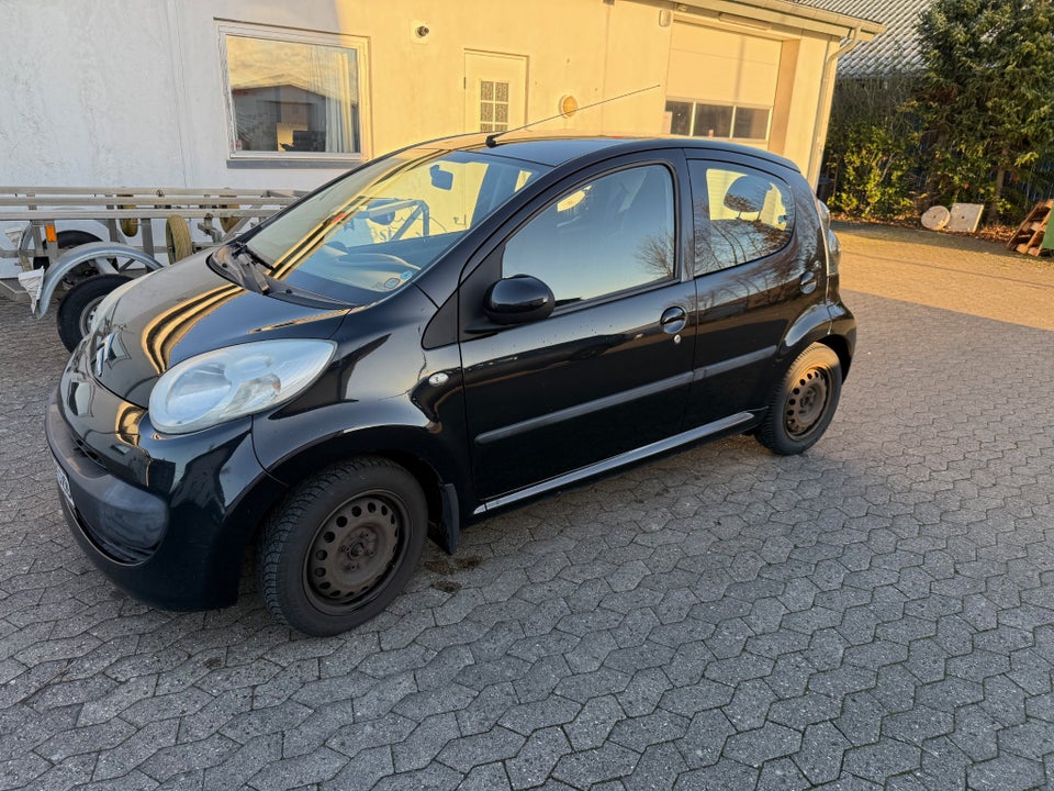 Citroën C1 1,0i  5d