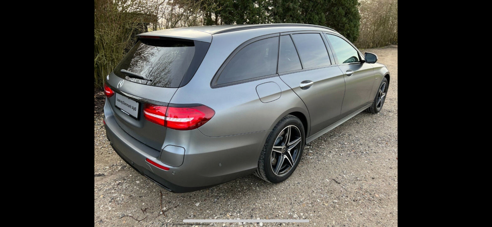 Mercedes E300 de 2,0 AMG Line Night Edition stc. aut. 5d