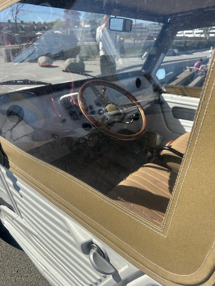 Citroën 2CV 0,6  4d