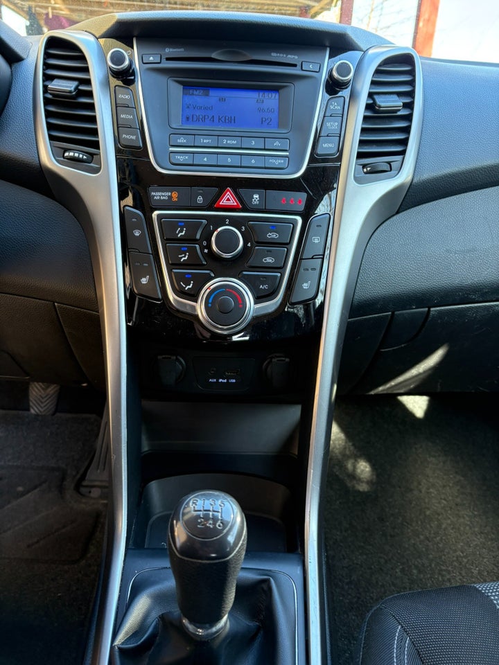 Hyundai i30 1,6 CRDi 110 Comfort Go! Eco 5d