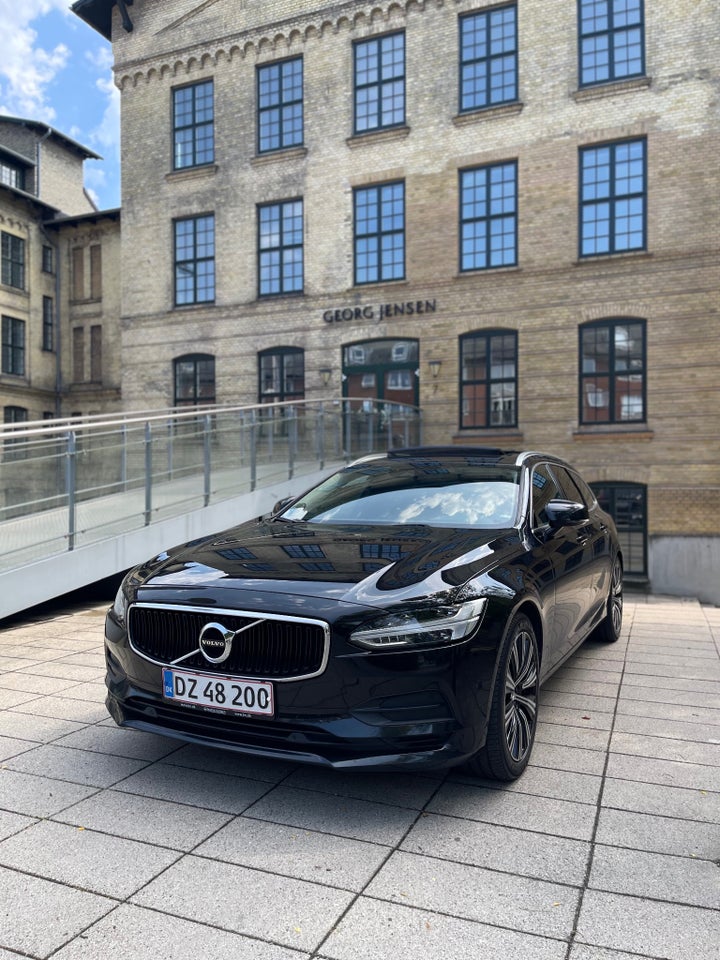 Volvo V90 2,0 D4 190 Momentum aut. 5d