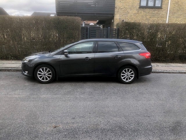 Ford Focus 1,0 SCTi 125 Titanium stc. 5d