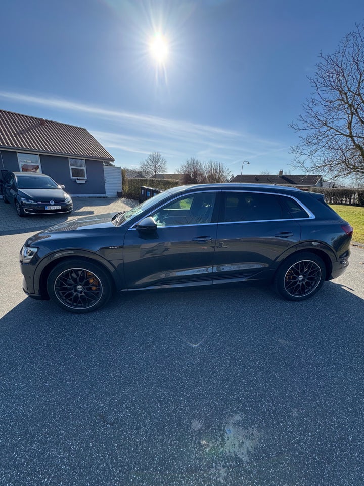 Audi e-tron 50 Advanced quattro 5d