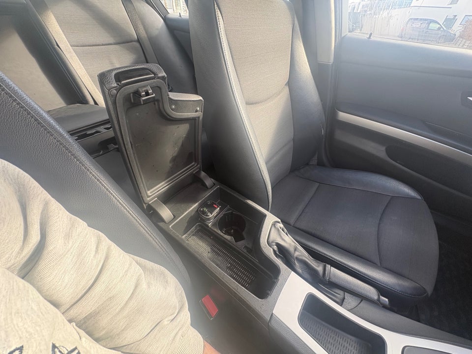 BMW 320i 2,0 aut. 4d