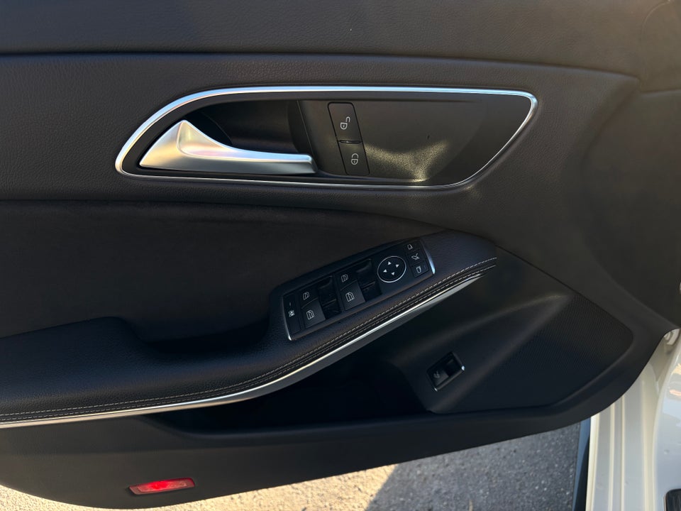 Mercedes CLA200 1,6 AMG Line Coupé aut. 4d