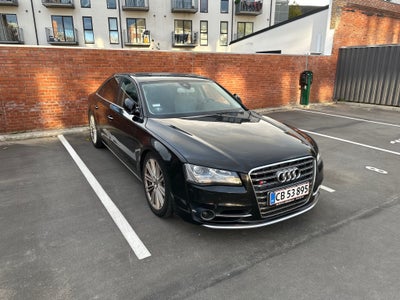 Audi A8 3,0 TDi 250 quattro Tiptr. 4d