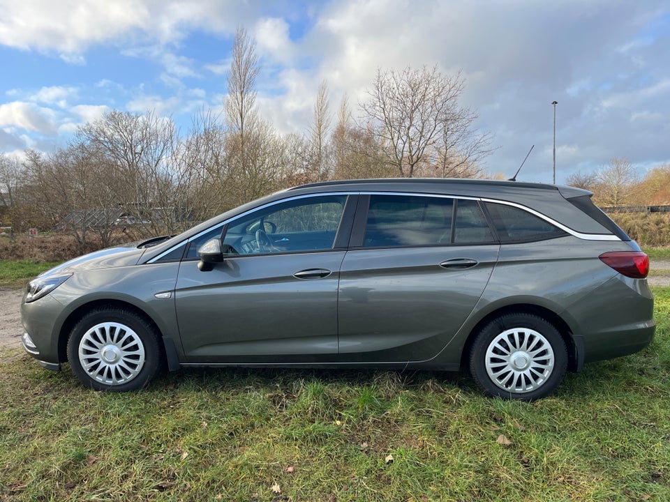 Opel Astra 1,6 CDTi 136 Innovation Sports Tourer 5d