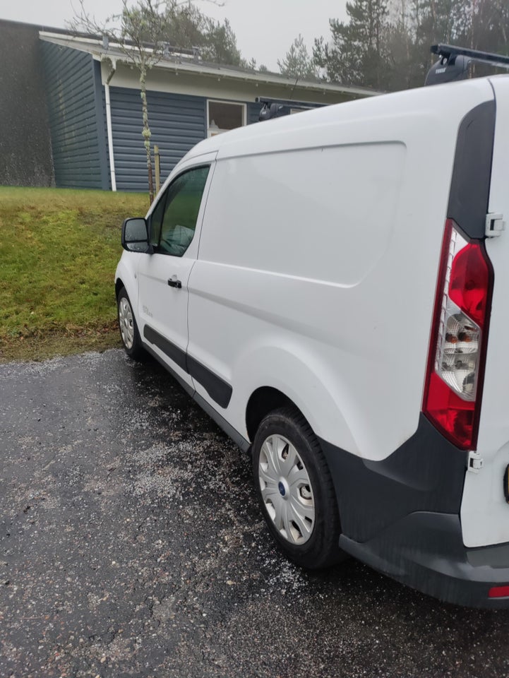 Ford Transit Connect 1,6 TDCi 75 Ambiente kort 5d