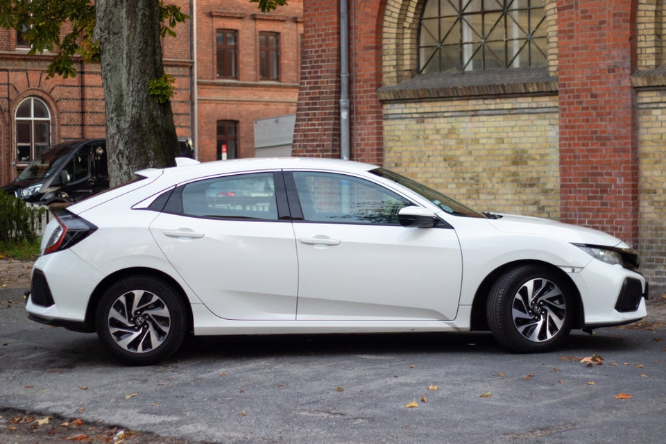 Honda Civic 1,0 VTEC Turbo Comfort 5d