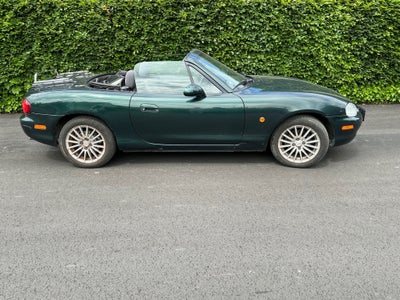 Mazda MX-5 1,6  2d