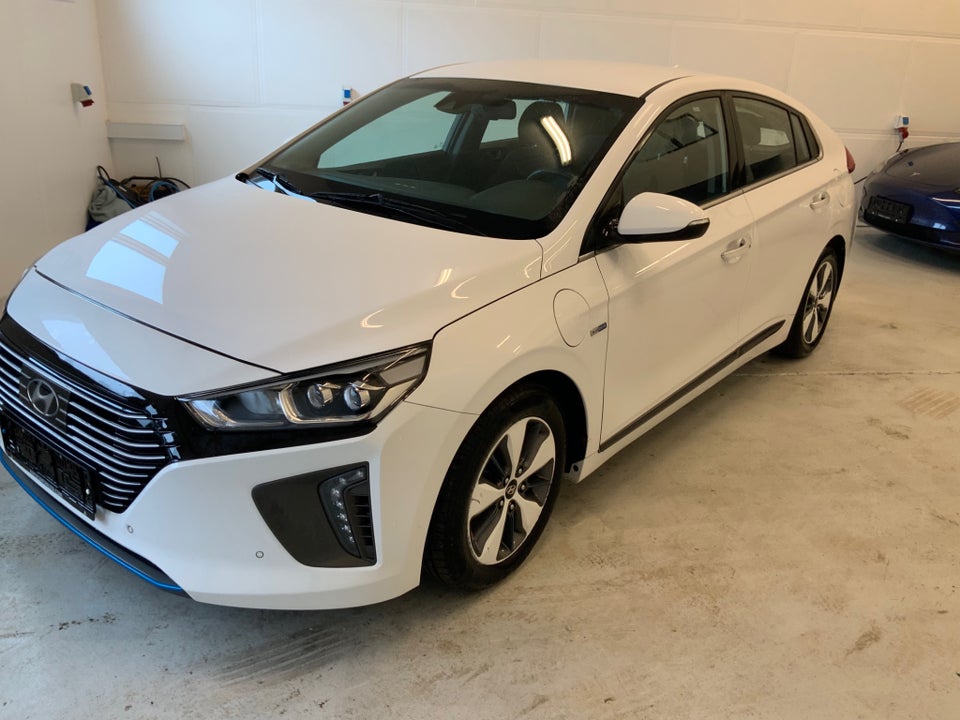 Hyundai Ioniq 1,6 PHEV Premium DCT 5d