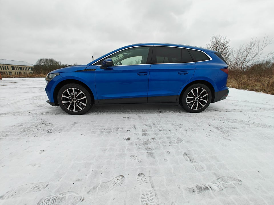 Skoda Enyaq 60 iV Plus 5d