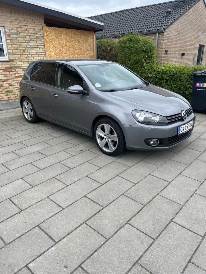 VW Golf VI 1,6 TDi 105 Comfortline DSG BMT 5d